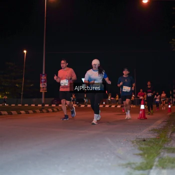 Runner Photo 3438243