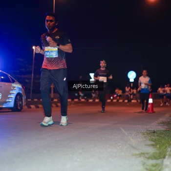Runner Photo 3438246