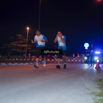 Runner Photo 3438250
