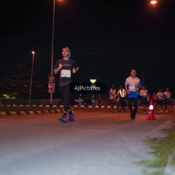 Runner Photo 3438251