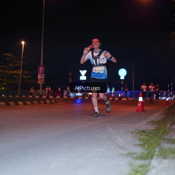 Runner Photo 3438258