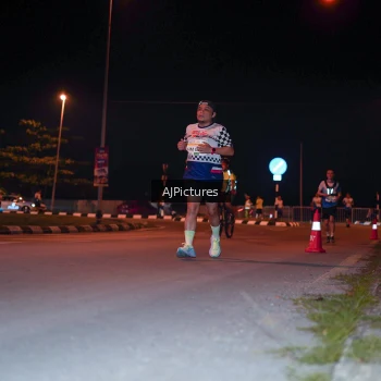 Runner Photo 3438260
