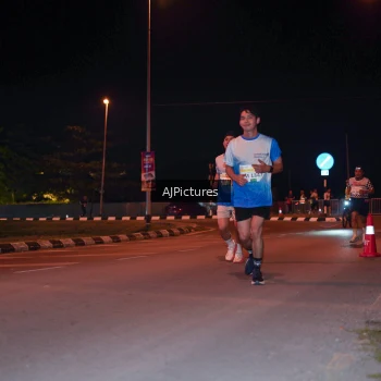Runner Photo 3438262