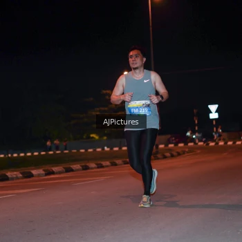 Runner Photo 3438269