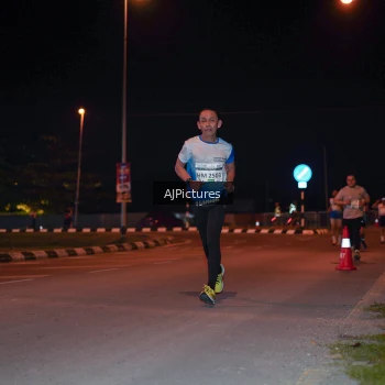 Runner Photo 3438270