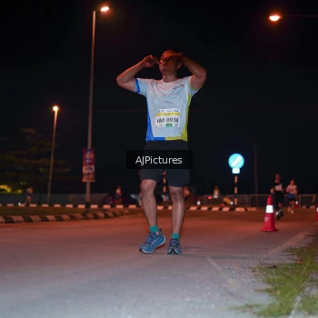 Runner Photo 3438279