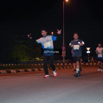 Runner Photo 3438290