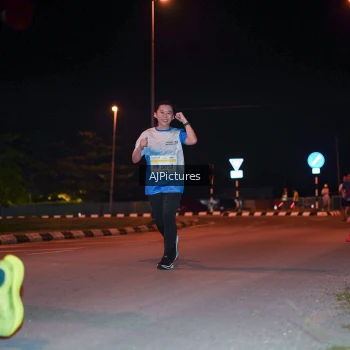 Runner Photo 3438291