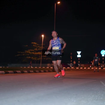 Runner Photo 3438296