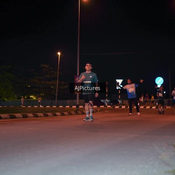 Runner Photo 3438298