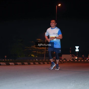 Runner Photo 3438310