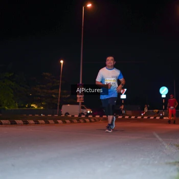 Runner Photo 3438311