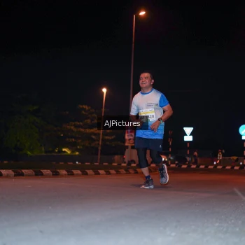 Runner Photo 3438313