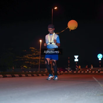 Runner Photo 3438321