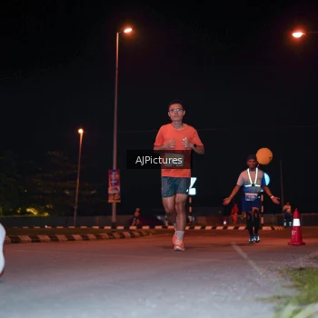 Runner Photo 3438322