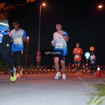 Runner Photo 3438326