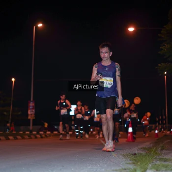 Runner Photo 3438331
