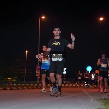 Runner Photo 3438338