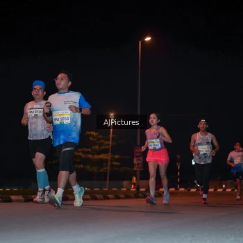 Runner Photo 3438345