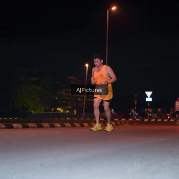 Runner Photo 3438346