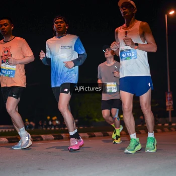 Runner Photo 3438353