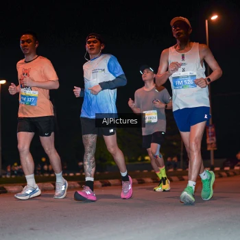 Runner Photo 3438354