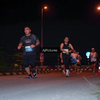 Runner Photo 3438357