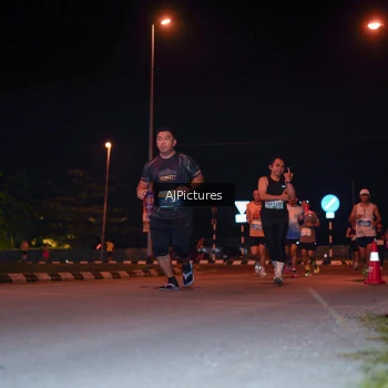 Runner Photo 3438359