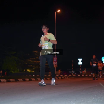 Runner Photo 3438363