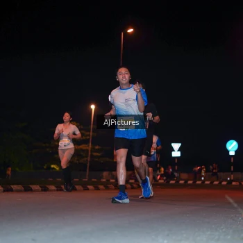 Runner Photo 3438365