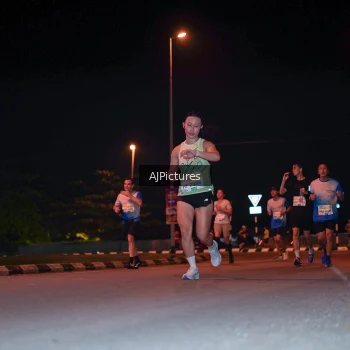 Runner Photo 3438371