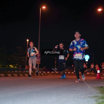Runner Photo 3438374
