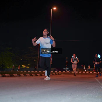 Runner Photo 3438375