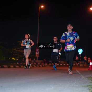 Runner Photo 3438376