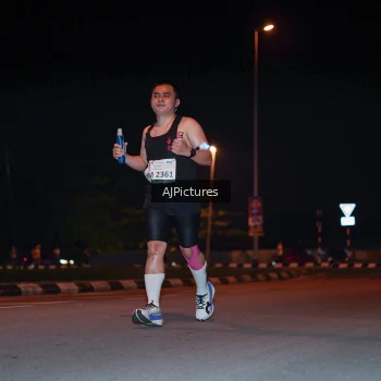 Runner Photo 3438379