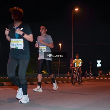 Runner Photo 3438385