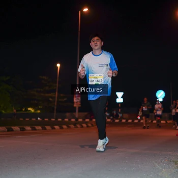 Runner Photo 3438390