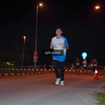 Runner Photo 3438392