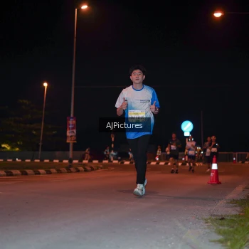 Runner Photo 3438394