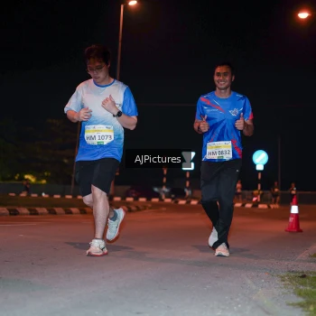 Runner Photo 3438395