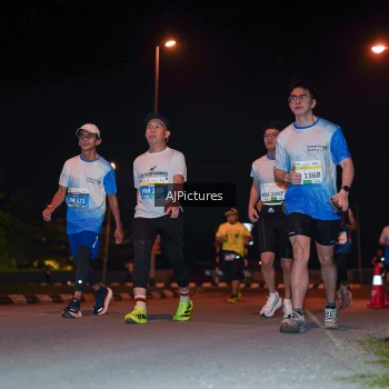 Runner Photo 3438406