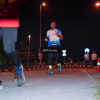 Runner Photo 3438407
