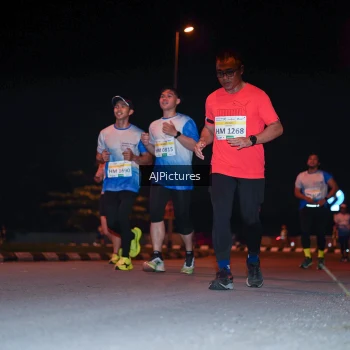 Runner Photo 3438412