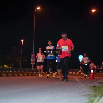 Runner Photo 3438415