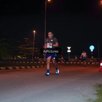 Runner Photo 3438421