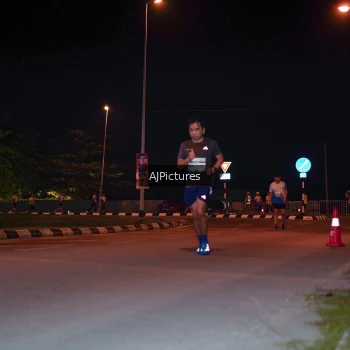 Runner Photo 3438423