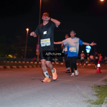 Runner Photo 3438434