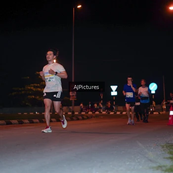 Runner Photo 3438457
