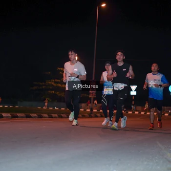 Runner Photo 3438465