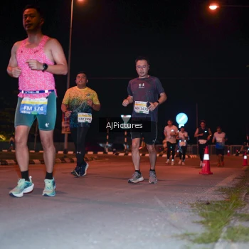 Runner Photo 3438467